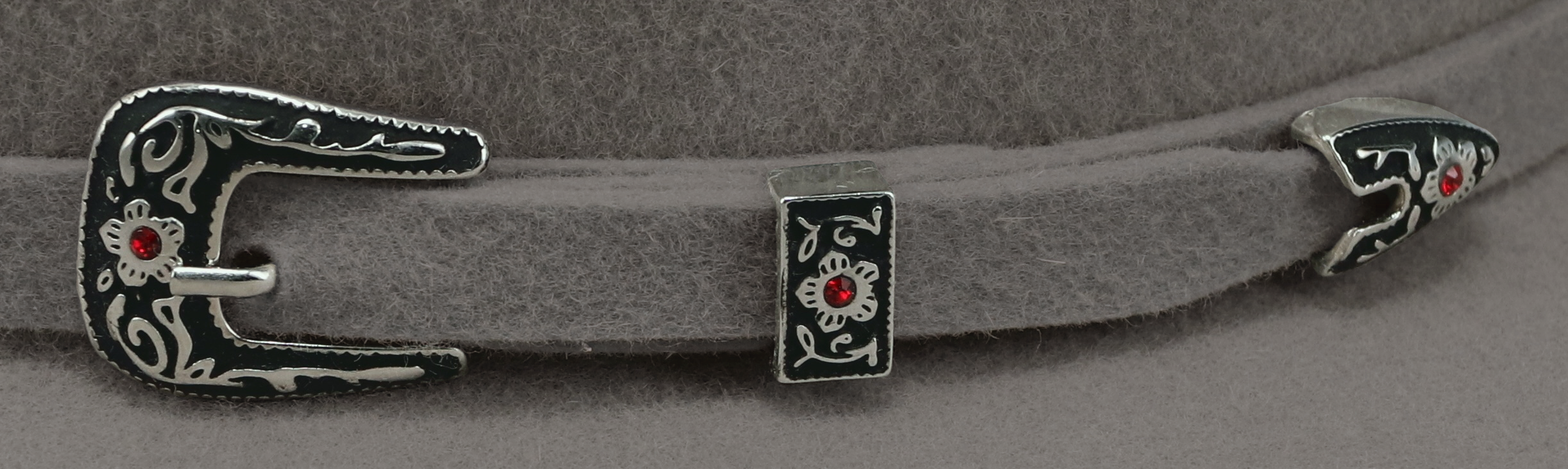 #color_gris plomo